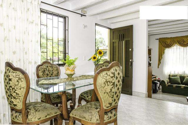 Mayorca Homestay 메딜린 객실 사진