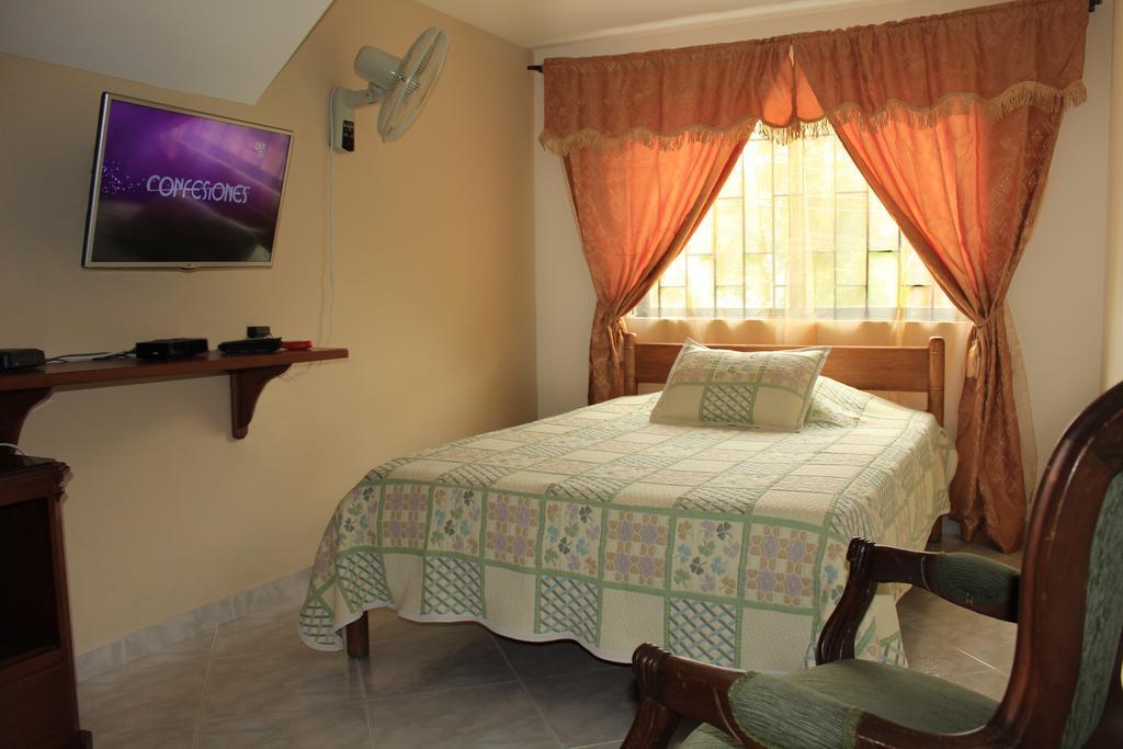 Mayorca Homestay 메딜린 외부 사진