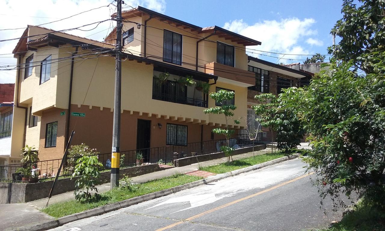 Mayorca Homestay 메딜린 외부 사진