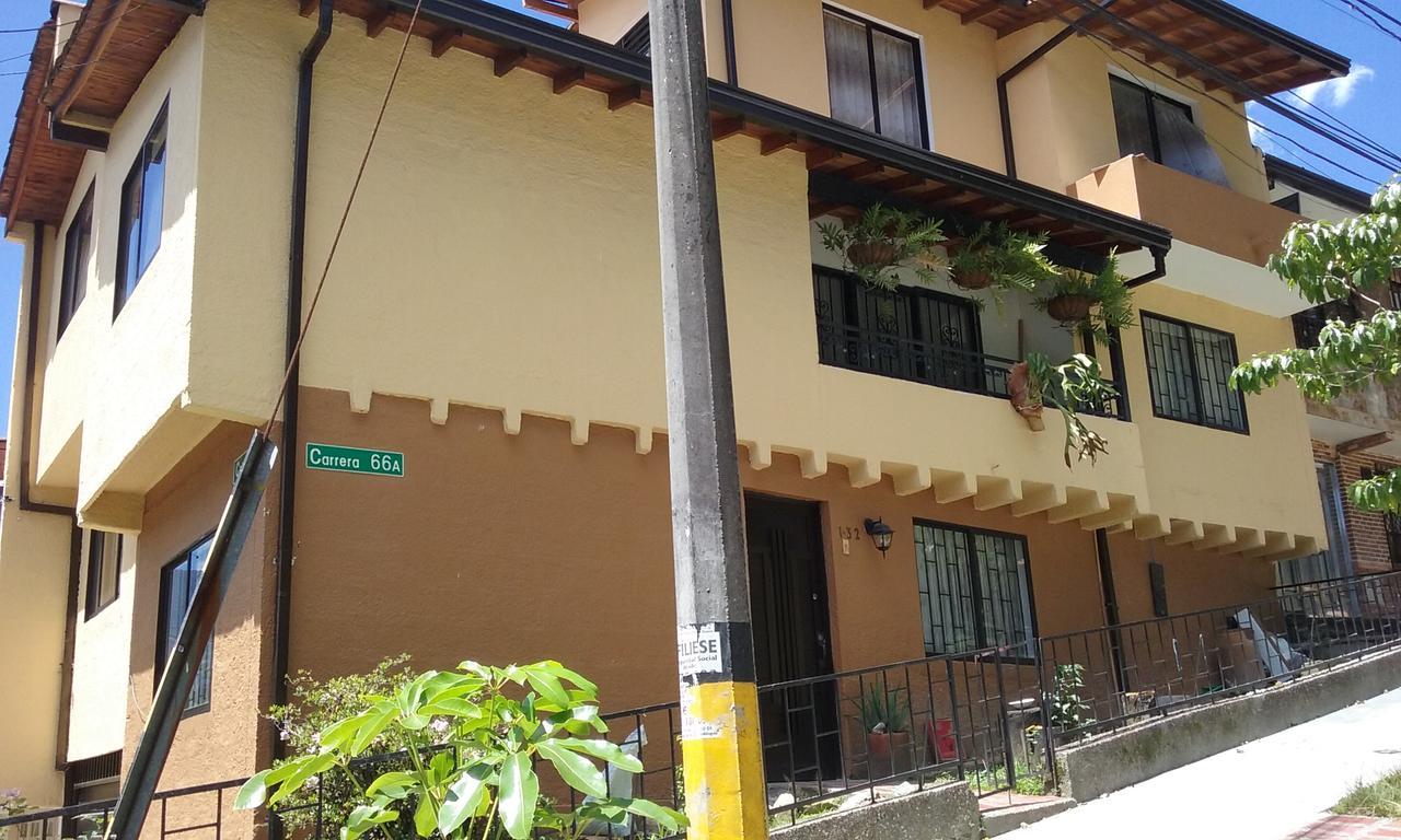 Mayorca Homestay 메딜린 외부 사진
