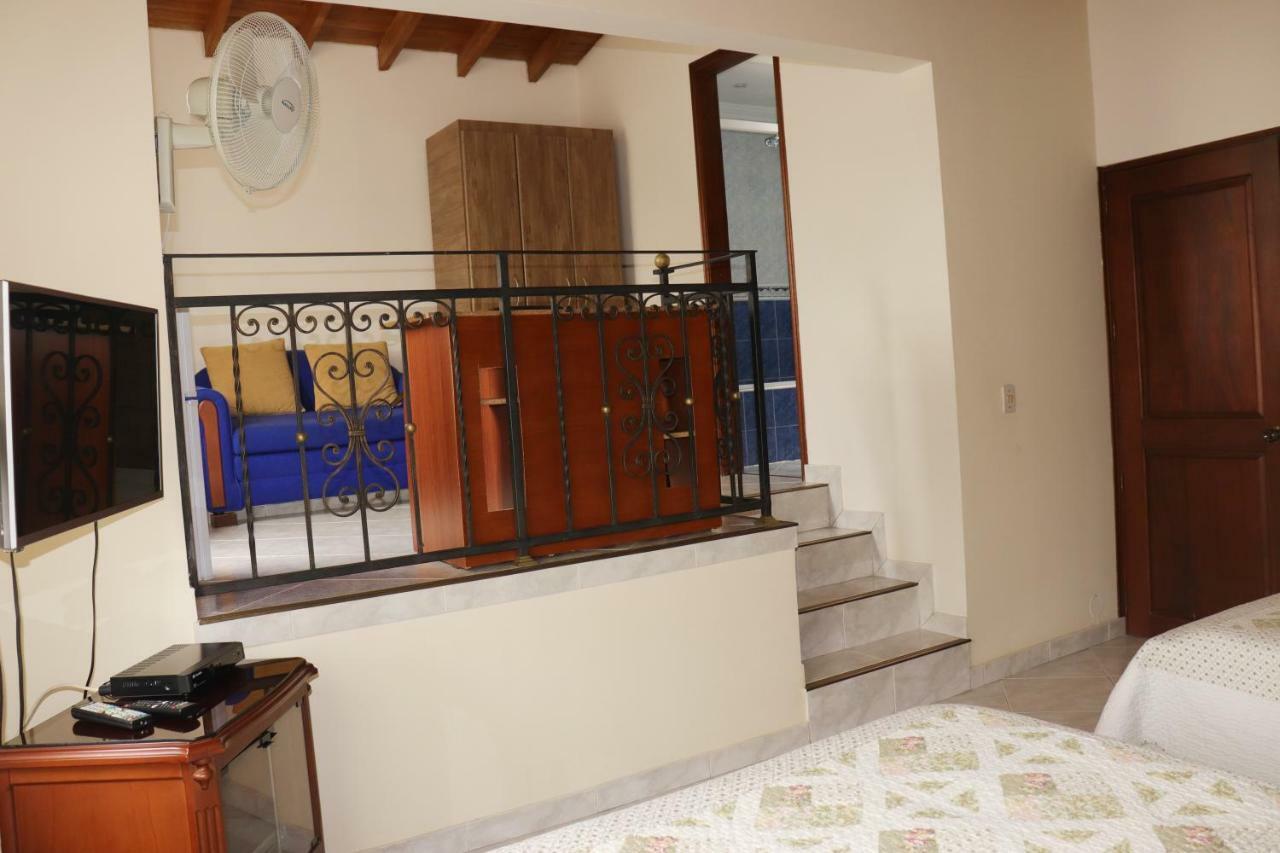 Mayorca Homestay 메딜린 외부 사진