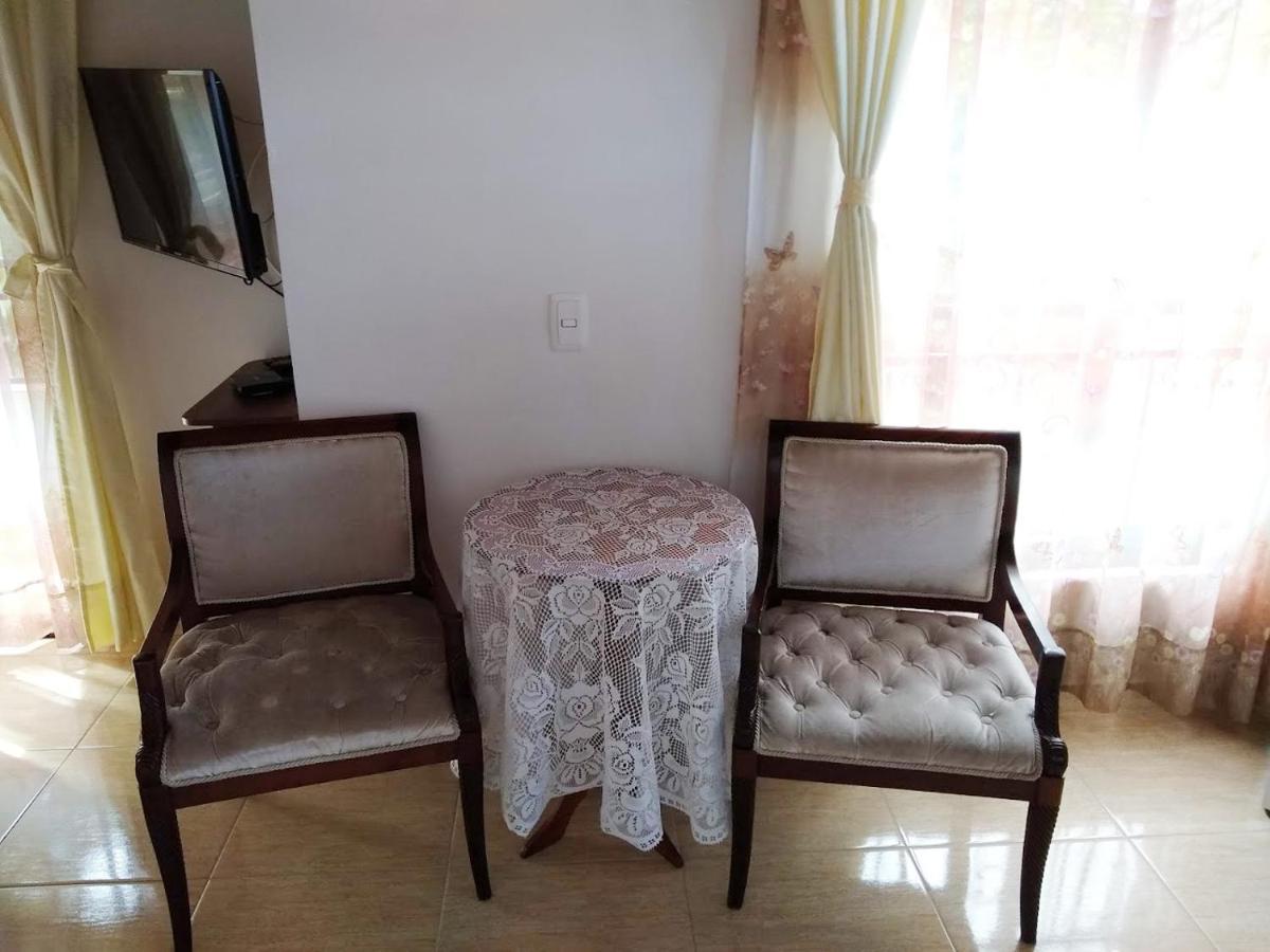 Mayorca Homestay 메딜린 외부 사진